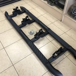 2019/2021 CHEVY SILVERADO SIDE STEPS