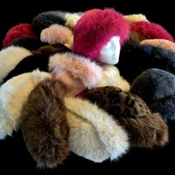 FUR HATS, SCARFS & PURSES 