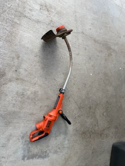 Black & Decker String Trimmer