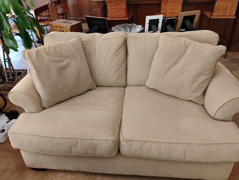 Loveseat