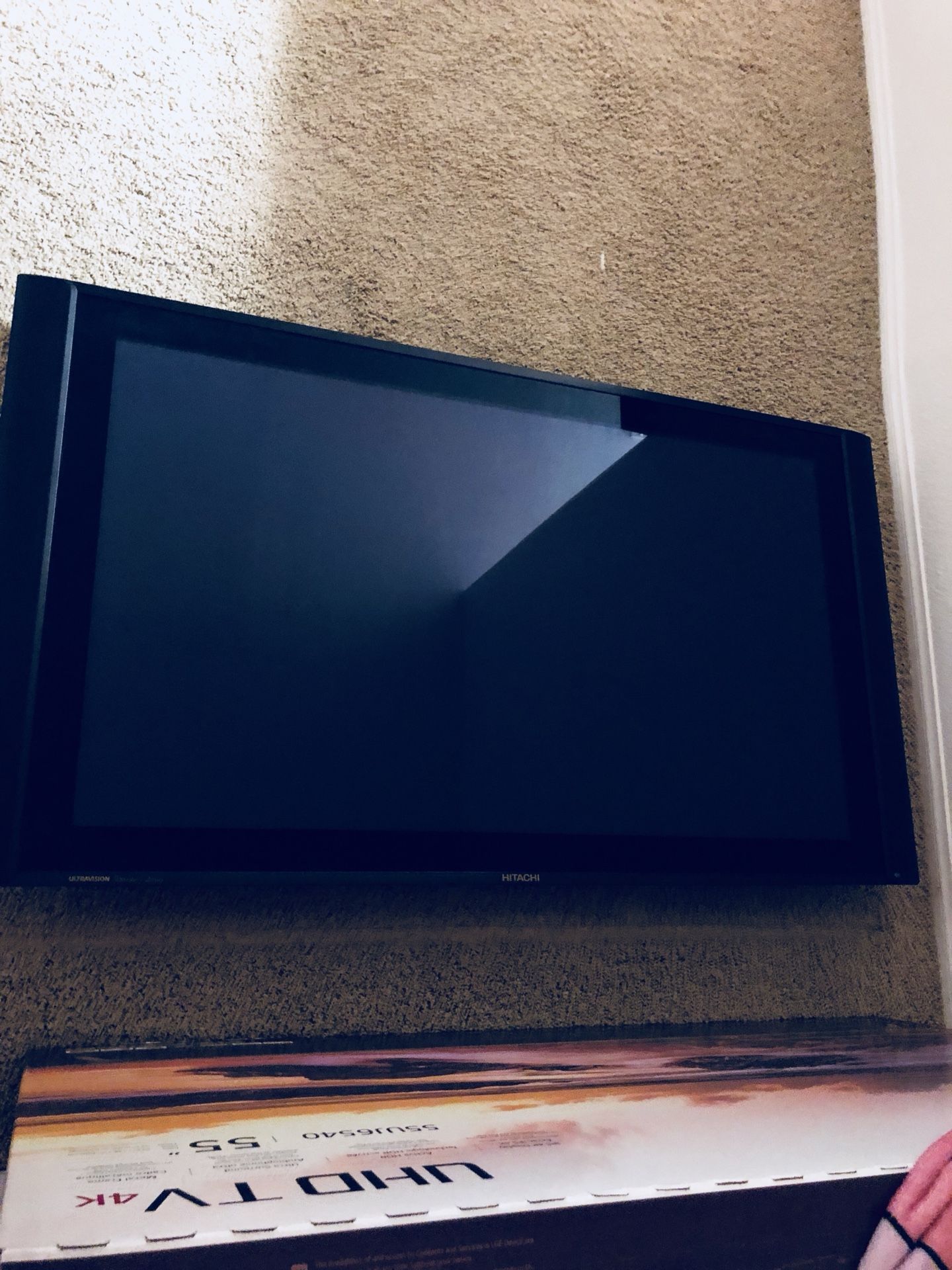 HITACHI 55HDX99 55-INCH PLASMA