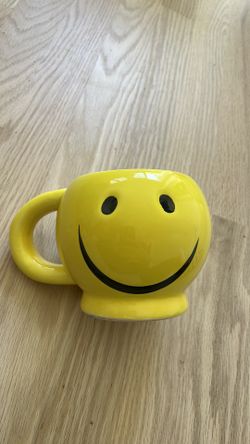 Smiley Face Vase / Mug