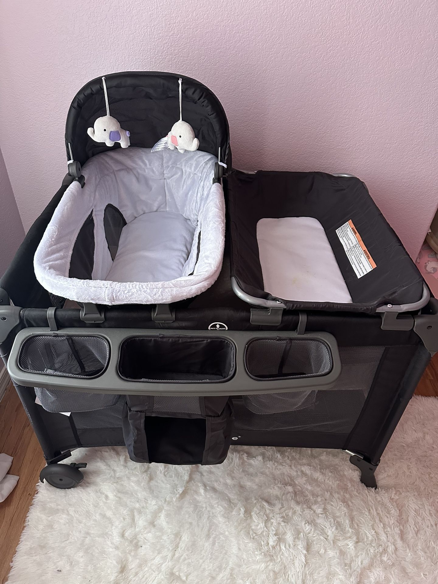 Playpen,bassinet And Changing Table