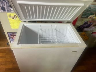Frigidare chest freezer