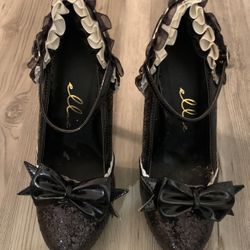 Ellie 4”heel Lacey Black Glitter Size 7  Costume Shoes