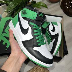 Jordan 1 Lucky Green (size 10.5)