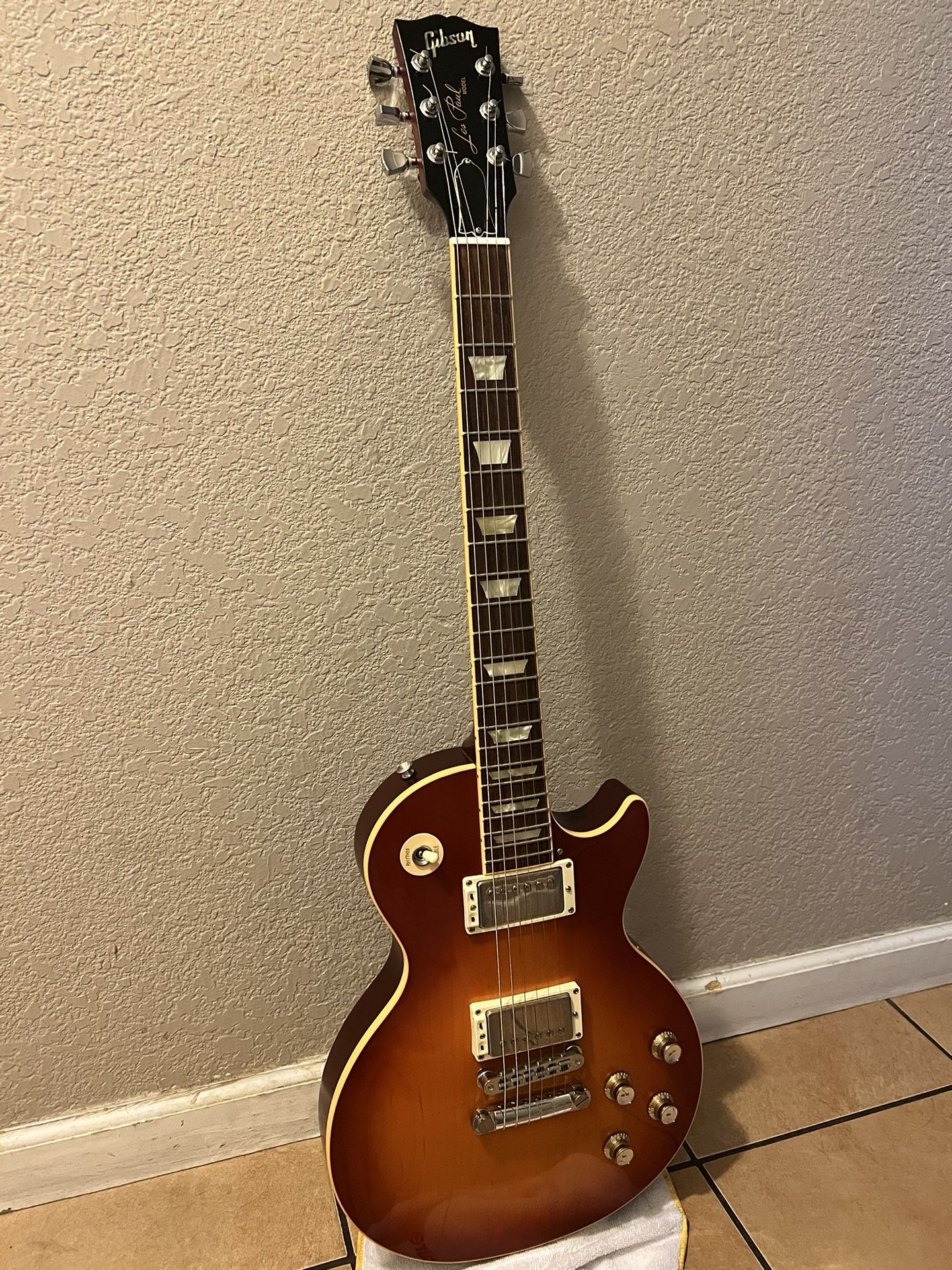 Gibson Les Paul (no trades)
