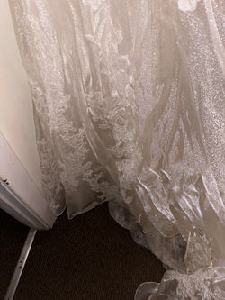 Oleg Cassini Ivory Wedding Dress Size 20 Thumbnail
