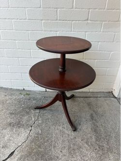 Vintage Mahogany two-tier Claw Foot Tea Table / Dumbwaiter / Butler Table