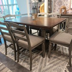 Lodenbay Antique Gray Dining Table And 6 Chairs
