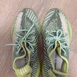 Yeezy Ultraboost men’s Size 7.5