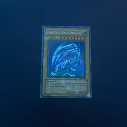 Blue-Eyes White Dragon