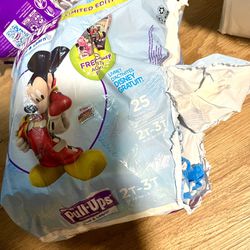 Bundle Of 88 Huggies Pull Ups 2t-3t for Sale in Chicago, IL - OfferUp