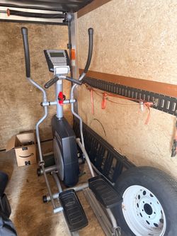 Like New Schwinn Elliptical Trainer Machine with Display Console