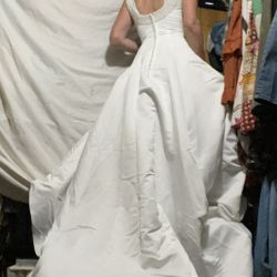 Timeless Pearl Themed Alfred Angelo Wedding Gown Plus The Trimmings!