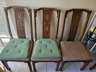 Wood antique chair
