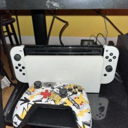 Switch OLED Console Bundle W/Games + Controller 