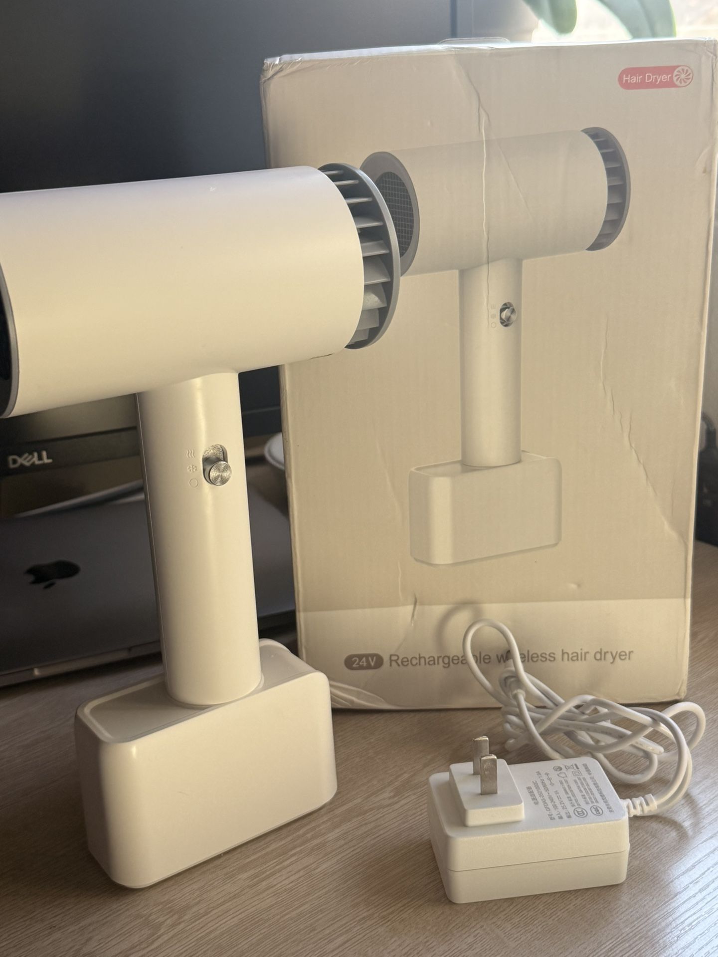 Cordless Hair Dryer Hot and Cold Wind Battery Powered Portable Blow Dryer for Dormitory Travel 100-240V