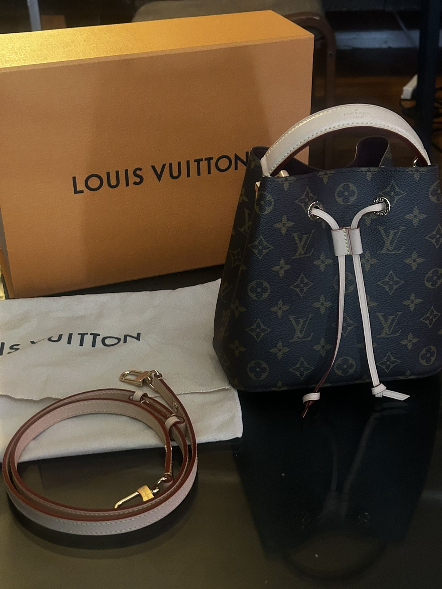 Louis Vuitton Neonoe BB Handbag