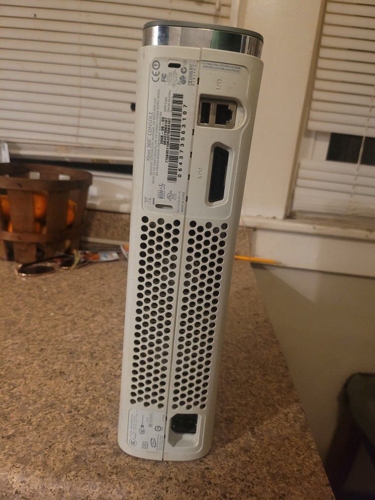 USED Xbox 360 NO HDMI PORT! for Sale in Elyria, OH OfferUp