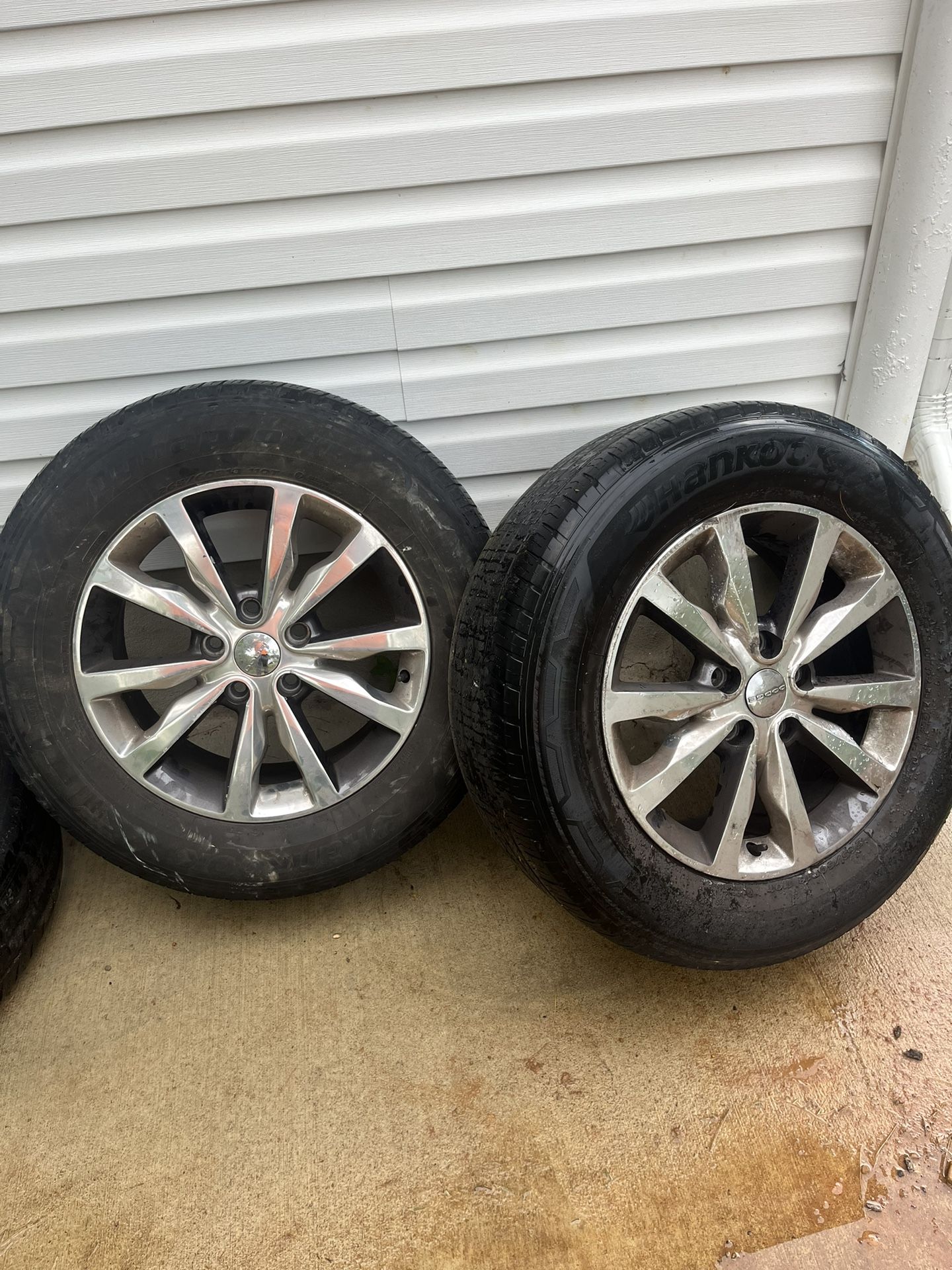 2018 Dodge Durango 18inch Rim And Tires