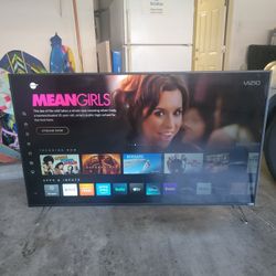 VIZIO 70 in. Smart LED TV Read Description 
