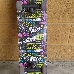 Walmart Skateboard (Replaced Drivetrain) (7.75")