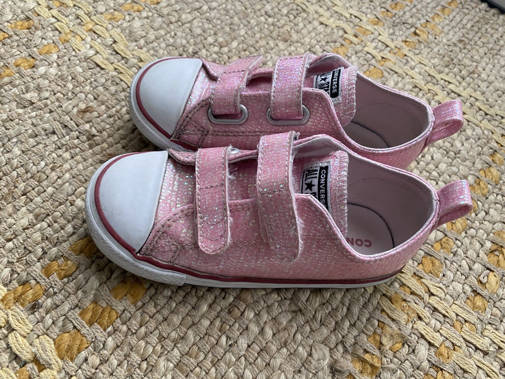 Converse Girls Sz 10