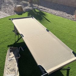 camping cot Alps Mountaineering