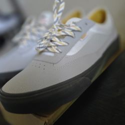 Vans (11.5) $40