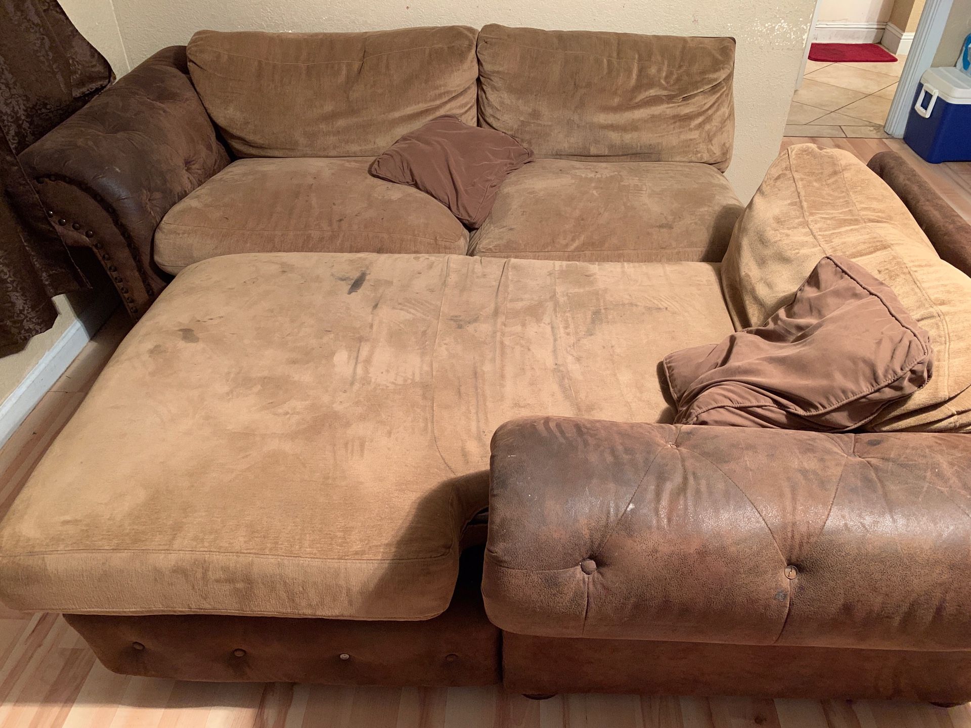 FREE!! couch
