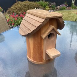 Beautifully Handcrafted Birdhouse 