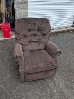 2 recliners