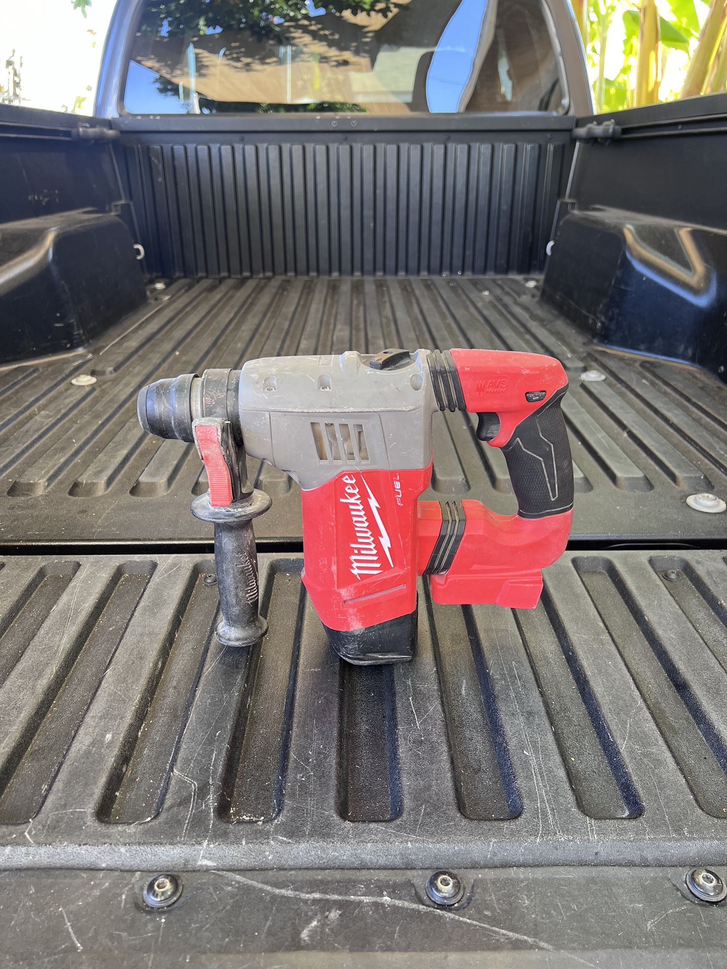 Milwaukee M18 FUEL 18V Lithium-Ion Brushless Cordless SDS-Plus 1-1/8 in. Rotary Hammer Drill (Tool-Only)