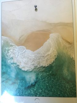 iPad Pro latest version second generation with highest storage capacity 512 gb 10.5 inch WiFi. Sealed new