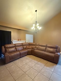 Brown Leather Sofa Sectional w/ Hidden Cupholder & Wireless Charger
