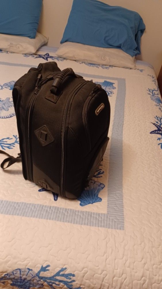 Quantaray Pro Backpack Camera Bag
