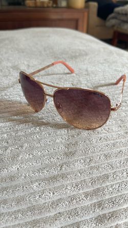 Liz Claiborne Aviator Sunglasses Rose Gold