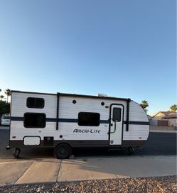 2022 Gulf Stream Ameri-Lite 197BH