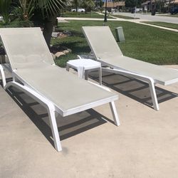 Patio Lounge Chair Set, 3 Pieces, 2 Chaise Lounge Chairs + 1 Side Table, Fully Adjustable Recline. Excellent Condition! Barely Used, Stored Inside. 