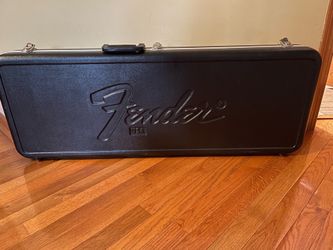 Fender hardshell guitar case