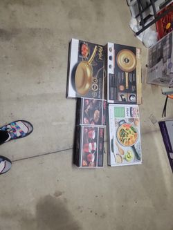 Fry Pans And Bowls