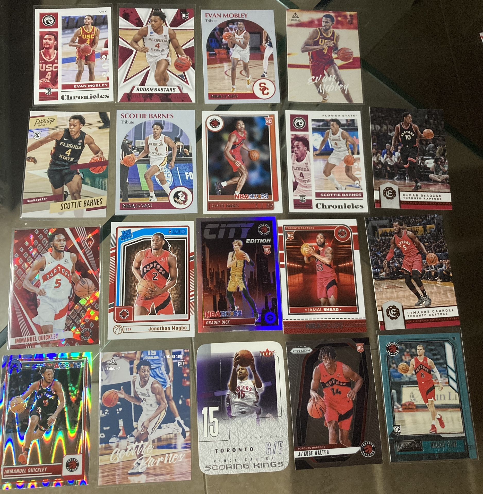 19 card NBA basketball Raptors Vince Carter Evan Mobley Demar Derozan Gradey Dick holo silver rc scottie Barnes etc All cards are In good condition ne