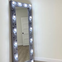 New Vanity Mirrors With Free Delivery 