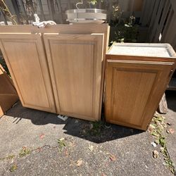 Free Kitchen Cabinets!