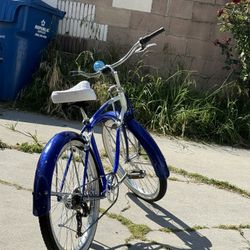 Schwinn Beach Cruiser