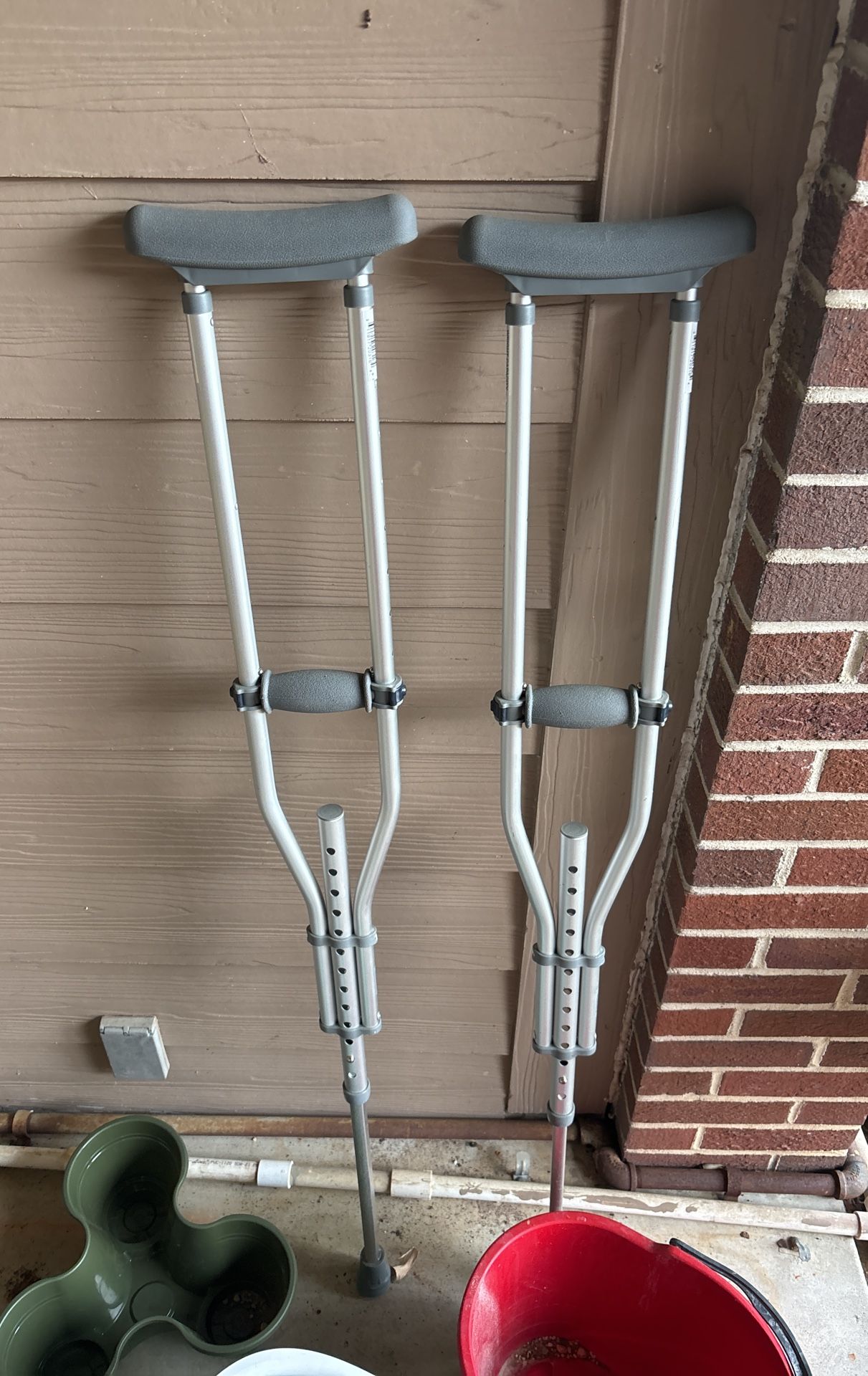 Crutches