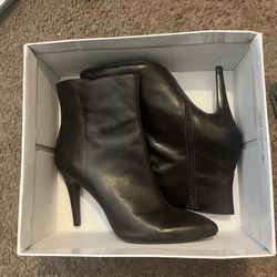 Pick Up Only - Nine West Women’s Boots - Size 9