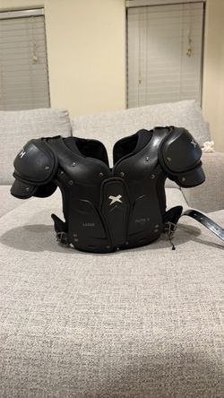Xenith Flyte 2 Football Shoulder Pads Youth Large