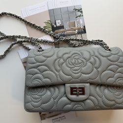 Veloisse Classic Double FlapHandbag